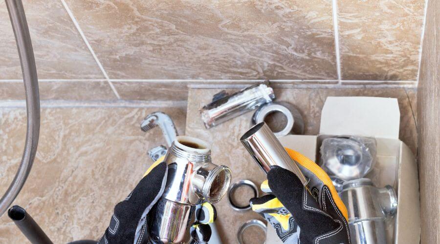 Professional gutter cleaning in Bishop, TX